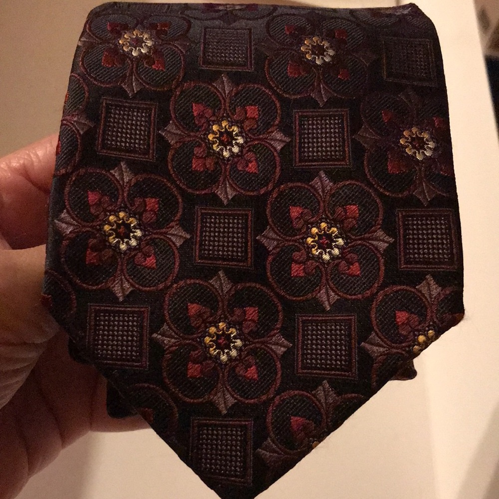 Ermenegildo Zegna black/red flowers and squares silk woven tie